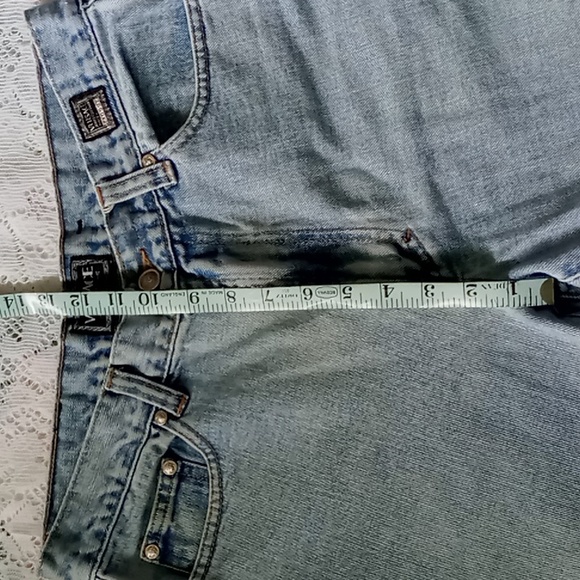 Vintage Versace Couture Jeans Medusa Head High Waist Size 32 44 Light Wash Mom - Picture 9 of 16